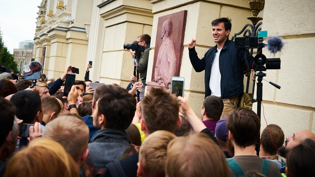 politician at press conference